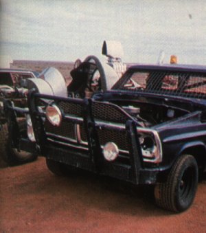 F100Towtruck.jpg (21613 bytes)