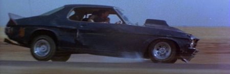 Nightrider screeches to a stop in the HQ Monaro
